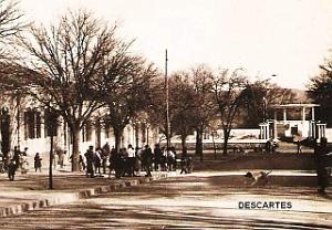 DESCARTES - KIOSQUE